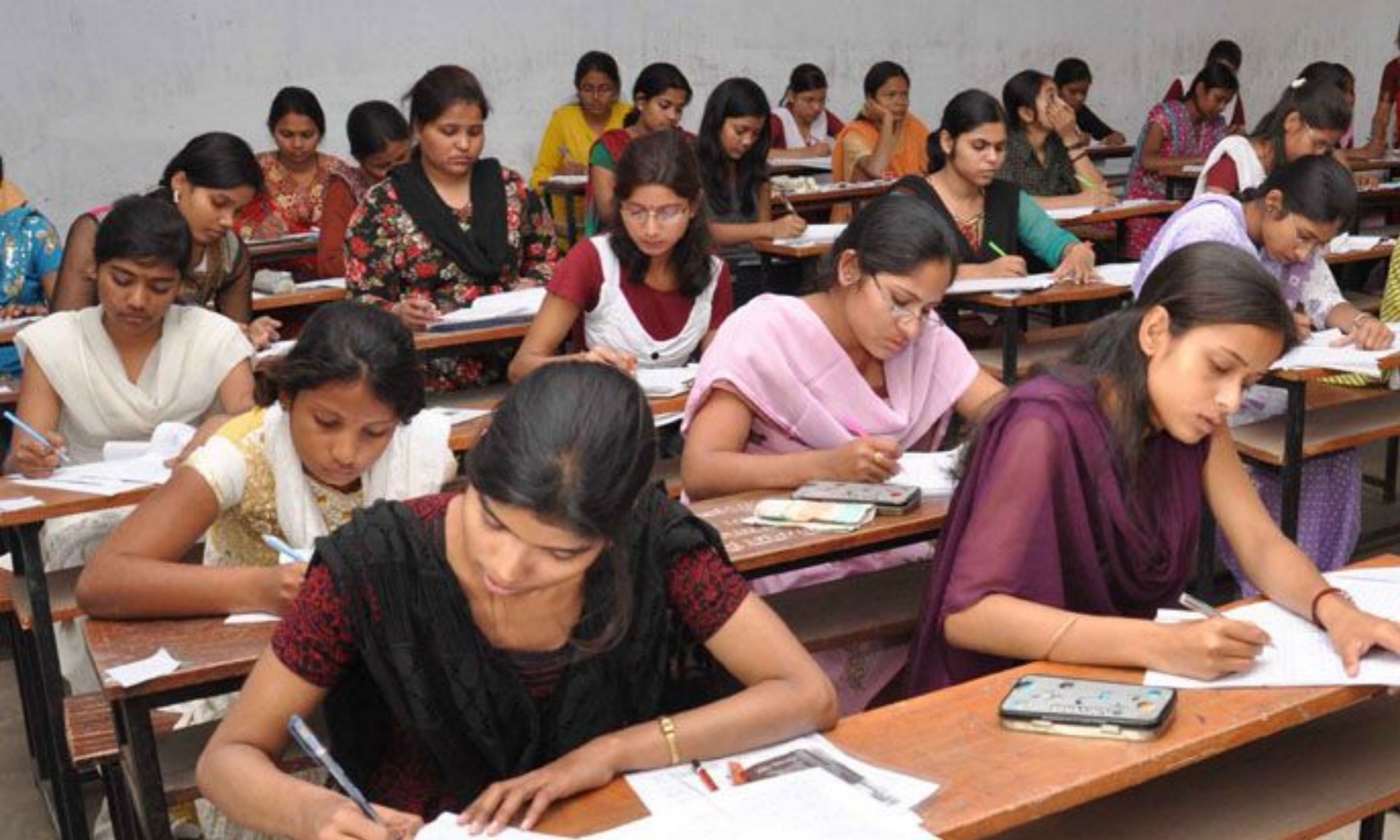 মাধ্যমিক পাশে ব্যাংকে চাকরি